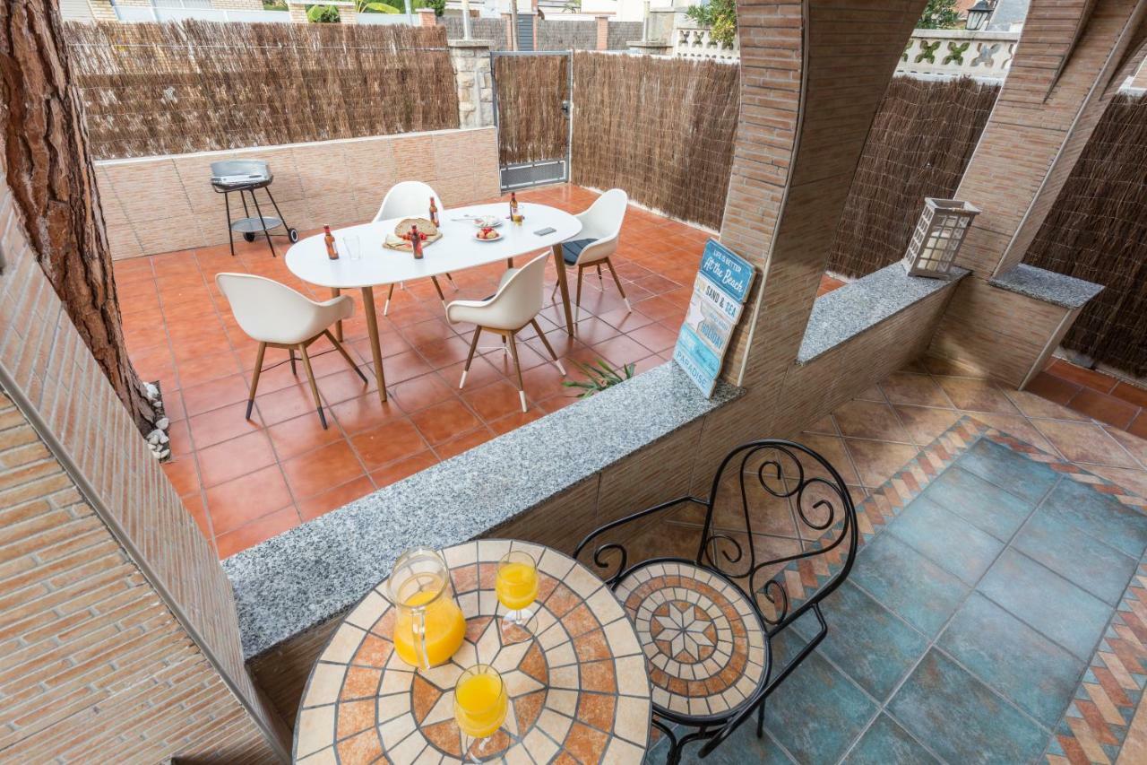 Casa Samara Villa Castelldefels Dış mekan fotoğraf